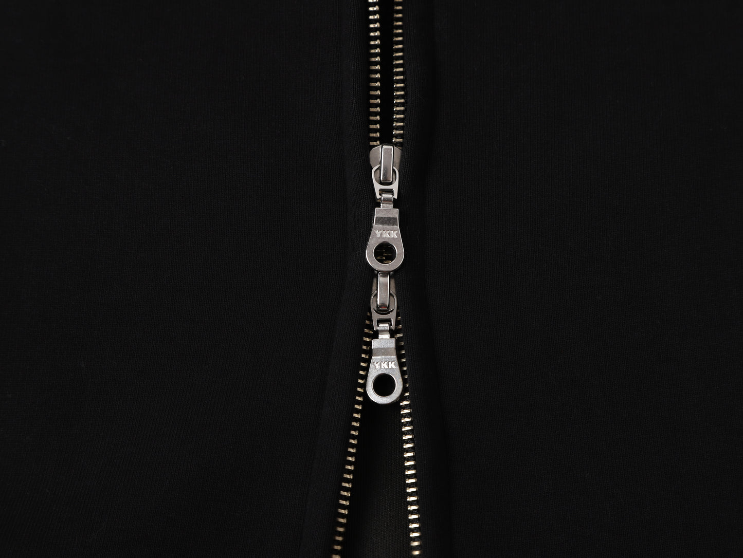 630 GSM BOXY CROPPED FIT 'BLACK' ZIP-UP HOODIE