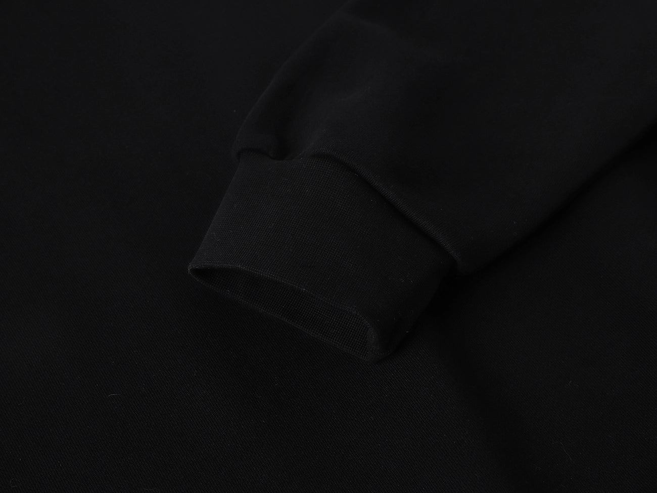 630 GSM BOXY CROPPED FIT 'BLACK' HOODIE