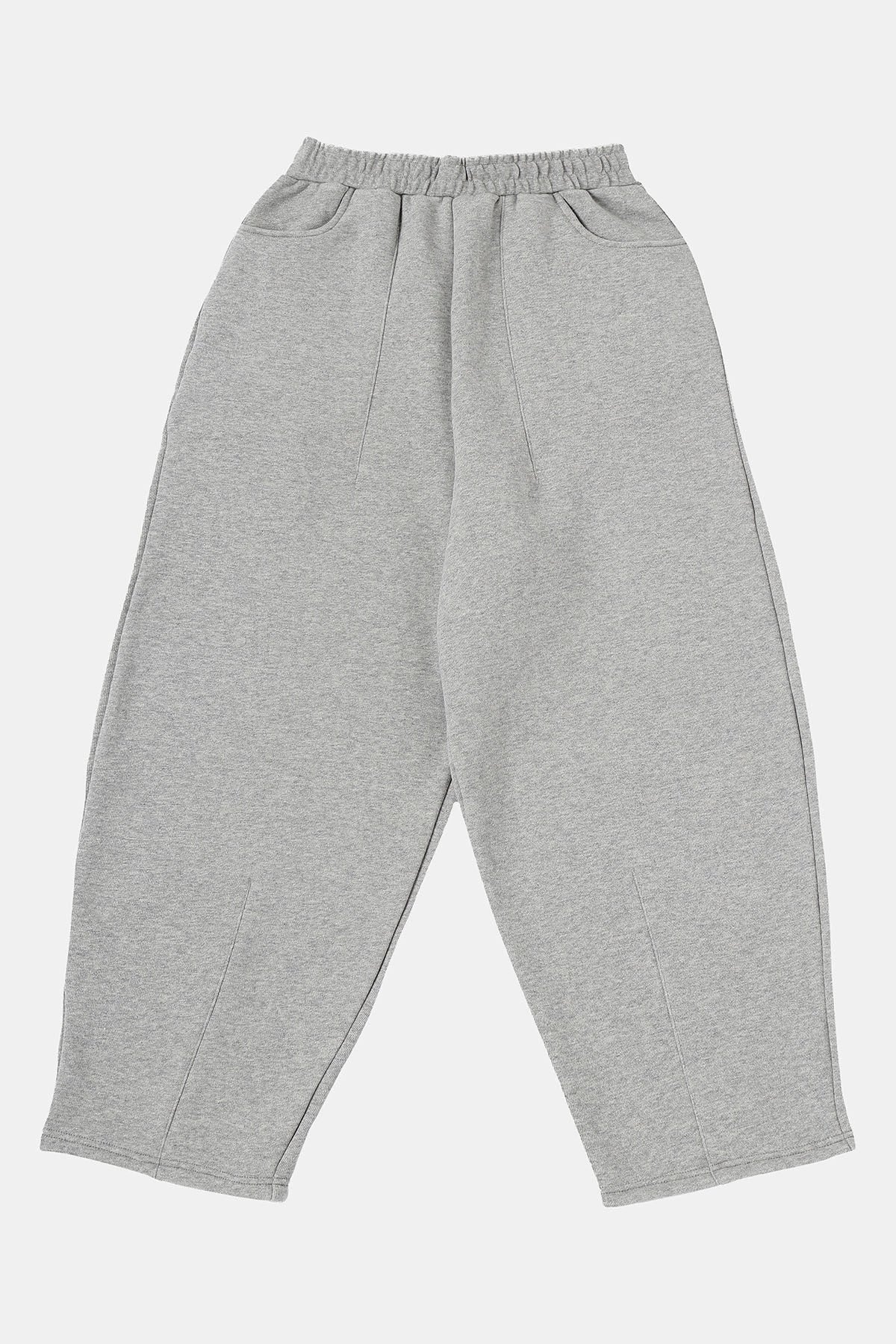 520 GSM COZY BAGGY 'FLOWER GRAY' STRAIGHT PANTS