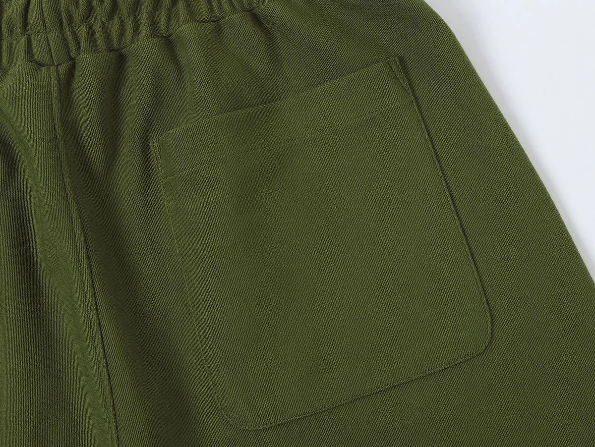 420 GSM MID-LENGTH LOOSE FIT 'MOSS GREEN' SHORTS