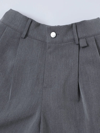 LOOSE FIT PLEATED 'GRAY' SHORTS