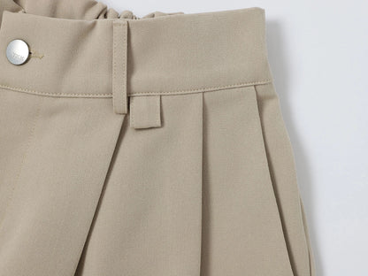 LOOSE FIT PLEATED 'SAND' SHORTS