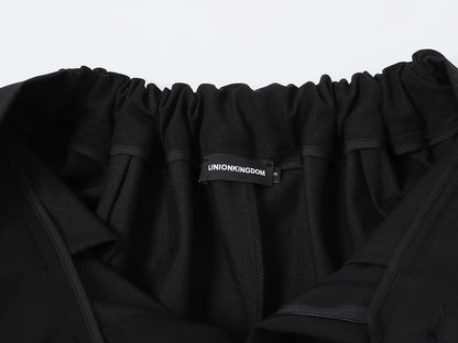 LOOSE FIT PLEATED 'BLACK' SHORTS