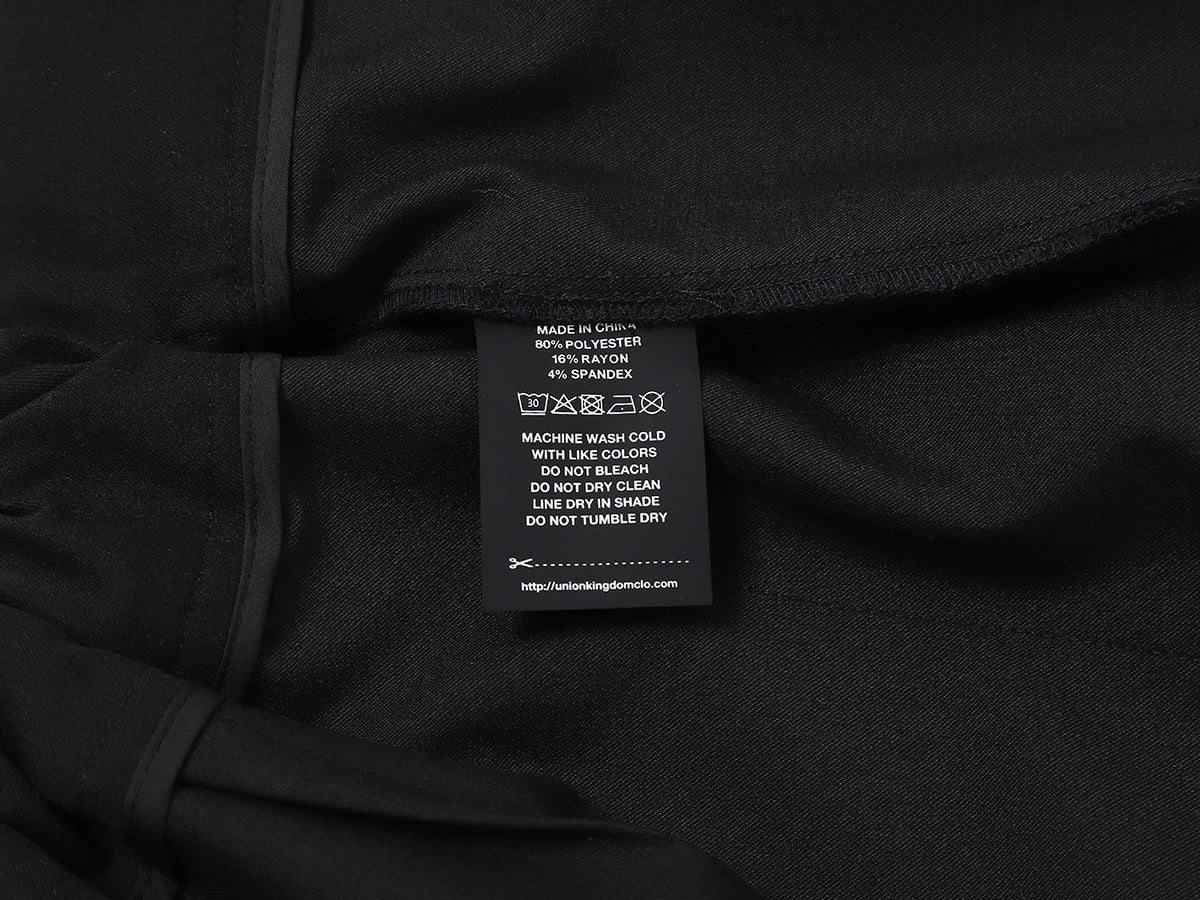 LOOSE FIT PLEATED 'BLACK' SHORTS